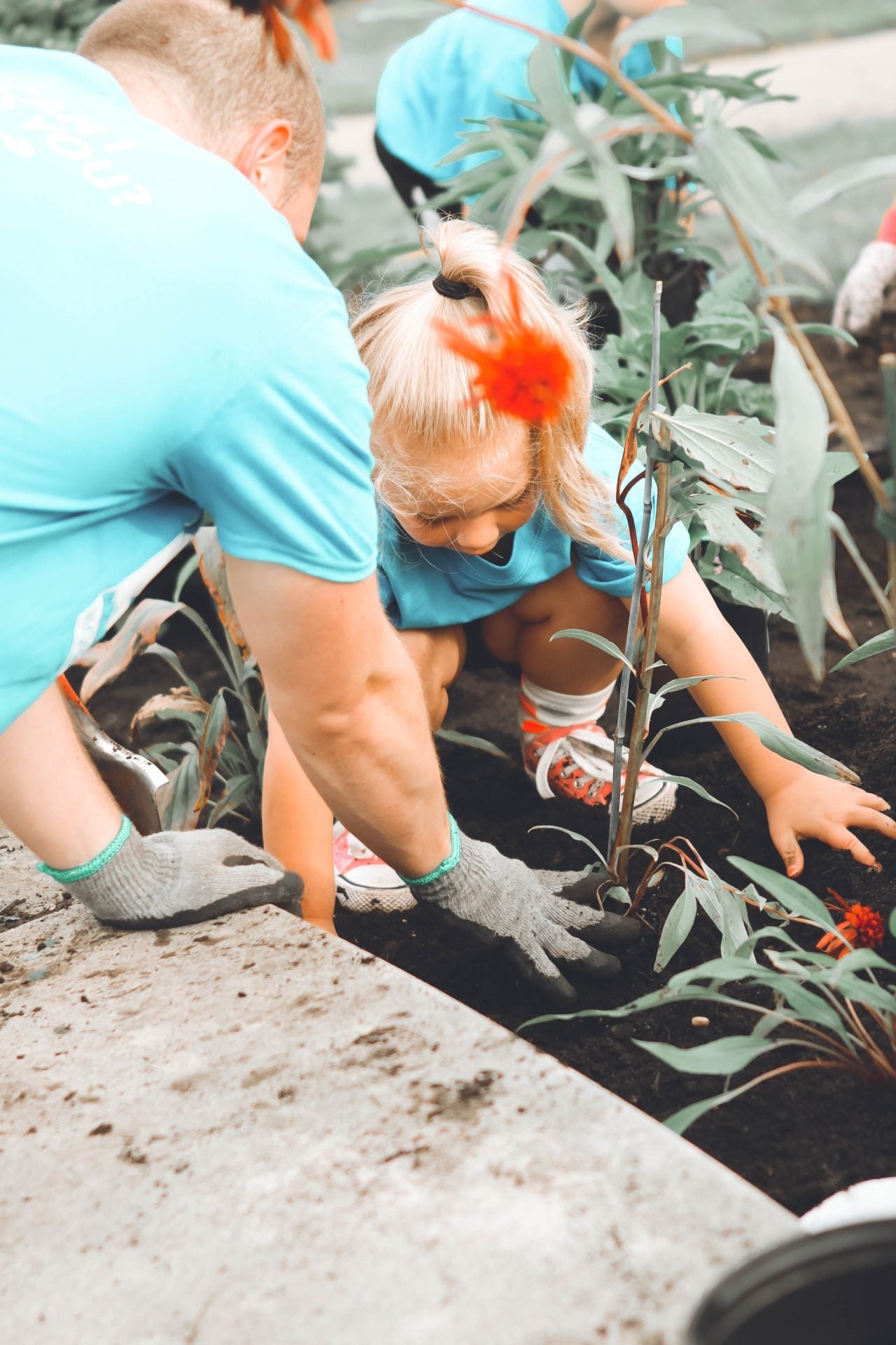Budget-friendly outdoor sensory activities for kiddos with autism