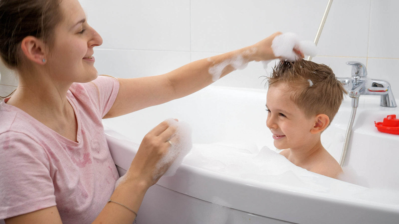 How to Desensitize Bath Time