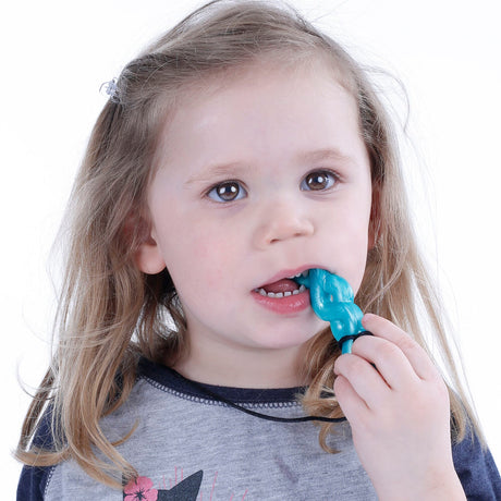 Chew-A-Roo Twist Chewie Pendant